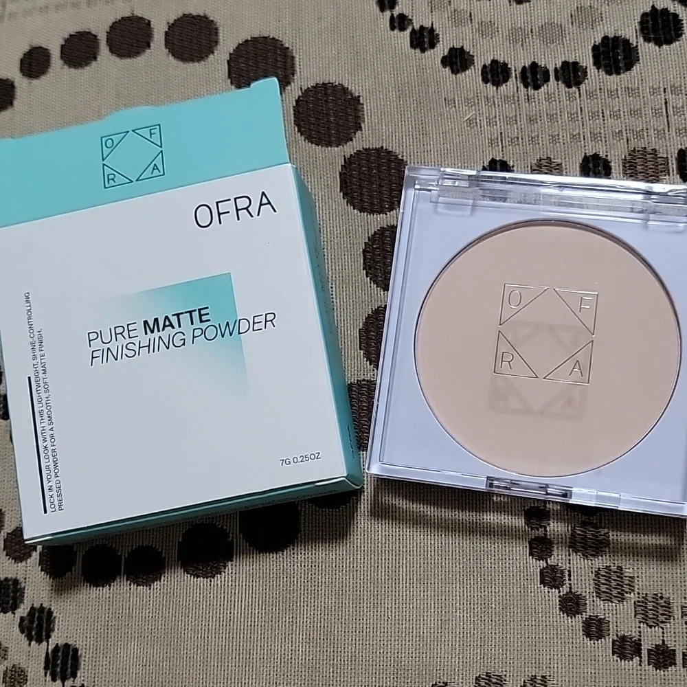 Ofra Pure Matte Finishing Powder In Fair 7g
